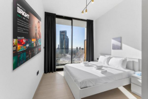 Prime LUX 1 BR Dubai Skyline